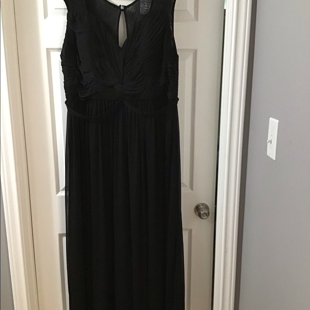 Cinderella Divine - Sleeveless Twisted Front